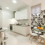 Ginjinha House - 4 - Bairro Alto - With Ac By Lisbeyond